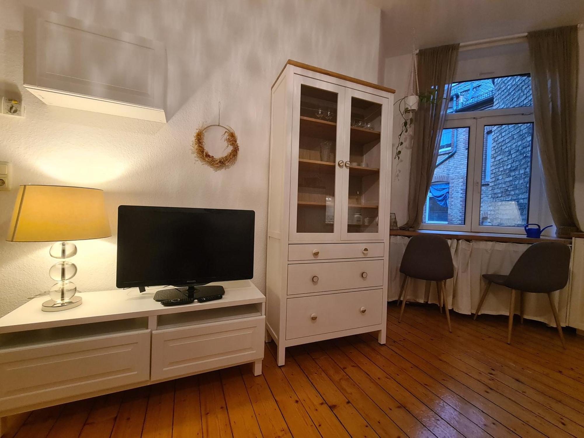 Home Away From Home Stylish Central Netflix Kitchen ヴィースバーデン エクステリア 写真